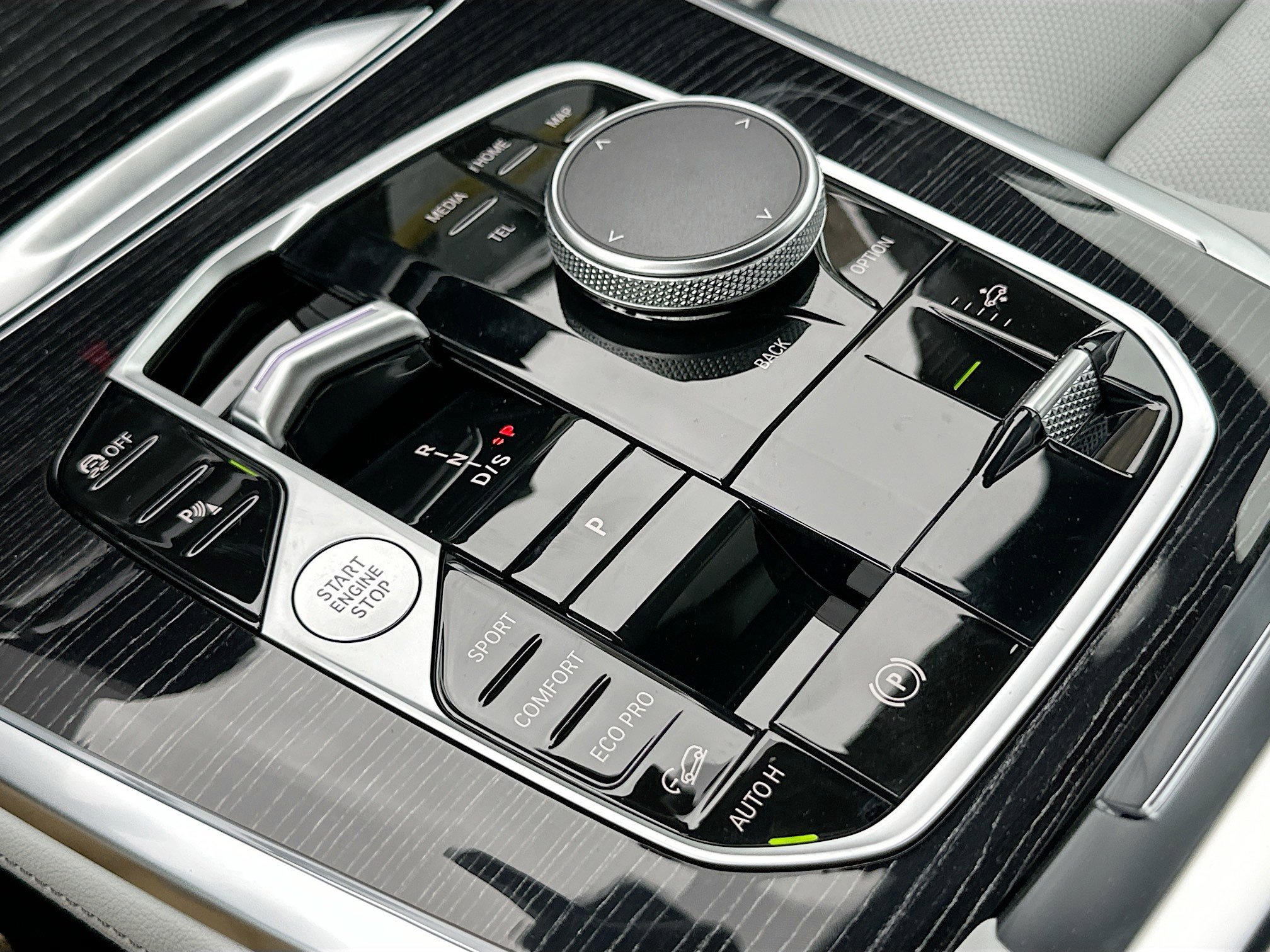 New 2026 BMW X7 xDrive40i w/ M Sport Package image 14