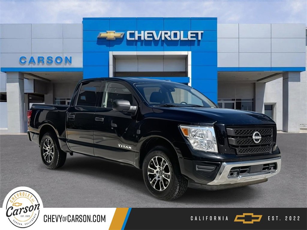 Used 2023 Nissan Titan SV image 1