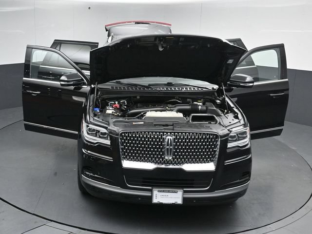 Certified 2023 Lincoln Navigator Reserve AWD/4WD image 57