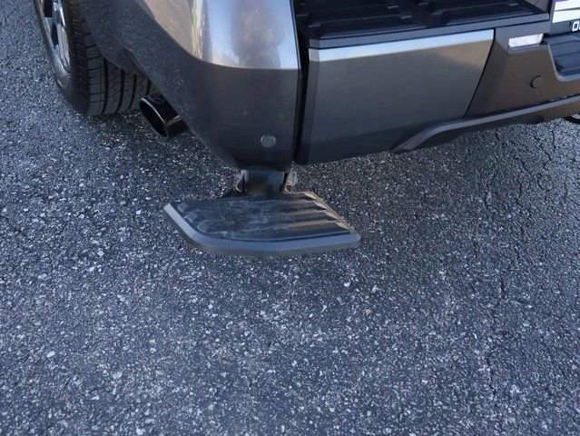 Used 2023 Toyota Tundra Platinum w/ Advanced Package image 21