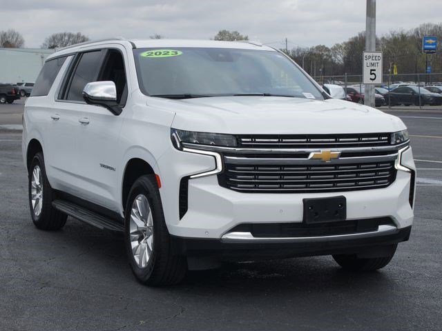 Used 2023 Chevrolet Suburban Premier image 23