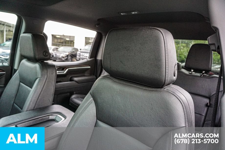 Used 2025 GMC Sierra 1500 SLT RWD image 17
