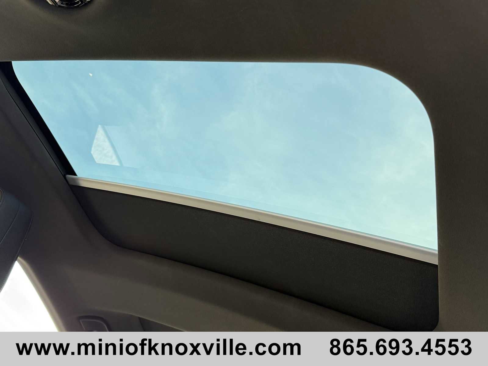 Used 2018 Porsche Panamera 4 image 26