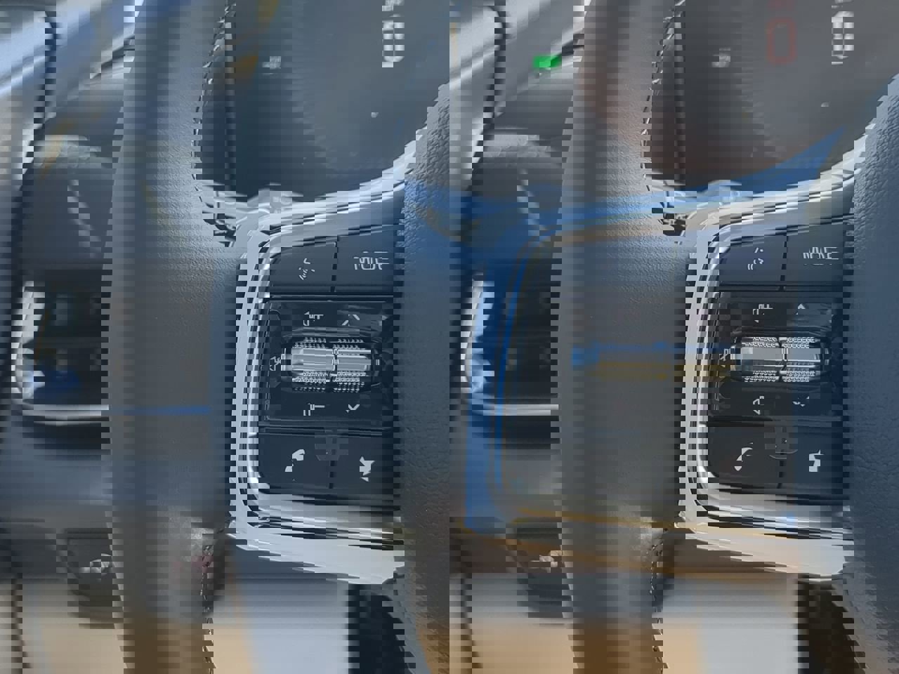 New 2026 Kia Carnival EX image 21