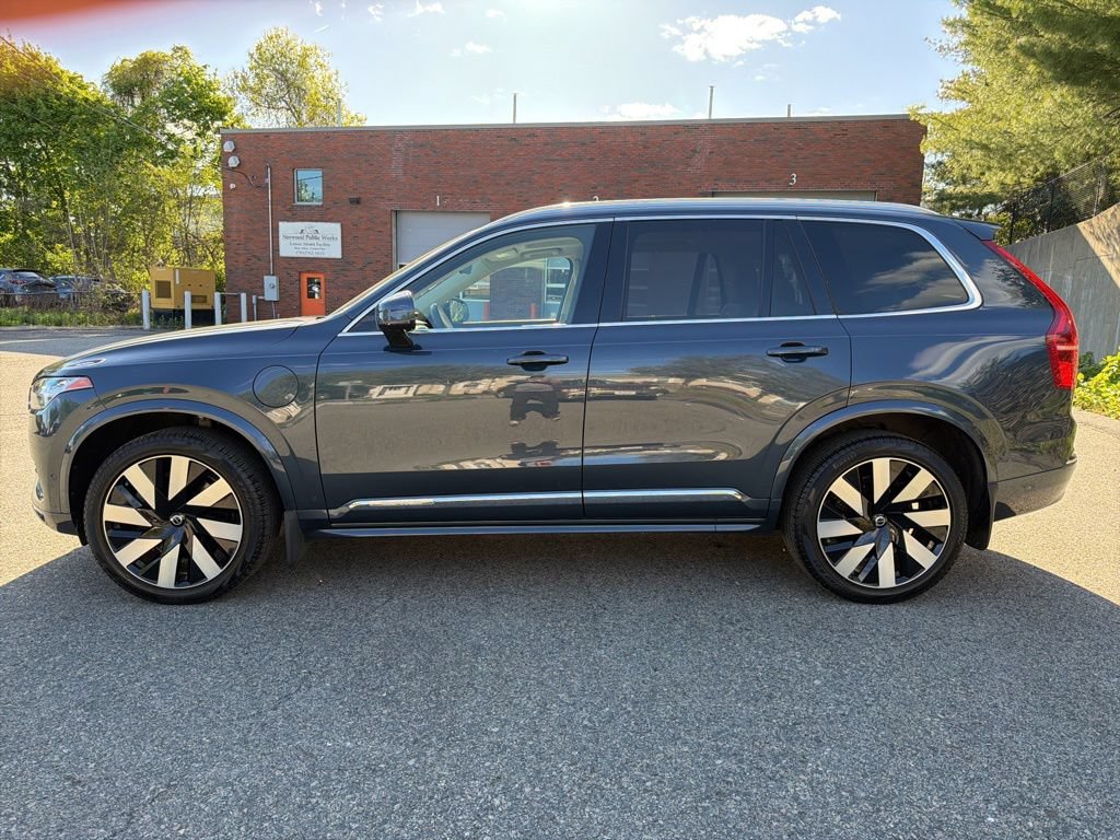 Used 2024 Volvo XC90 T8 Ultimate w/ Lounge Package AWD/4WD image 2