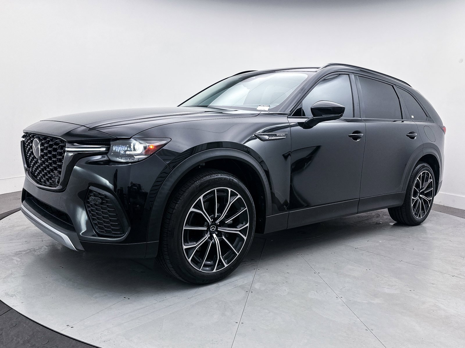 Certified 2025 MAZDA CX-70 Plug-In Hybrid w/ Premium Pkg image 12