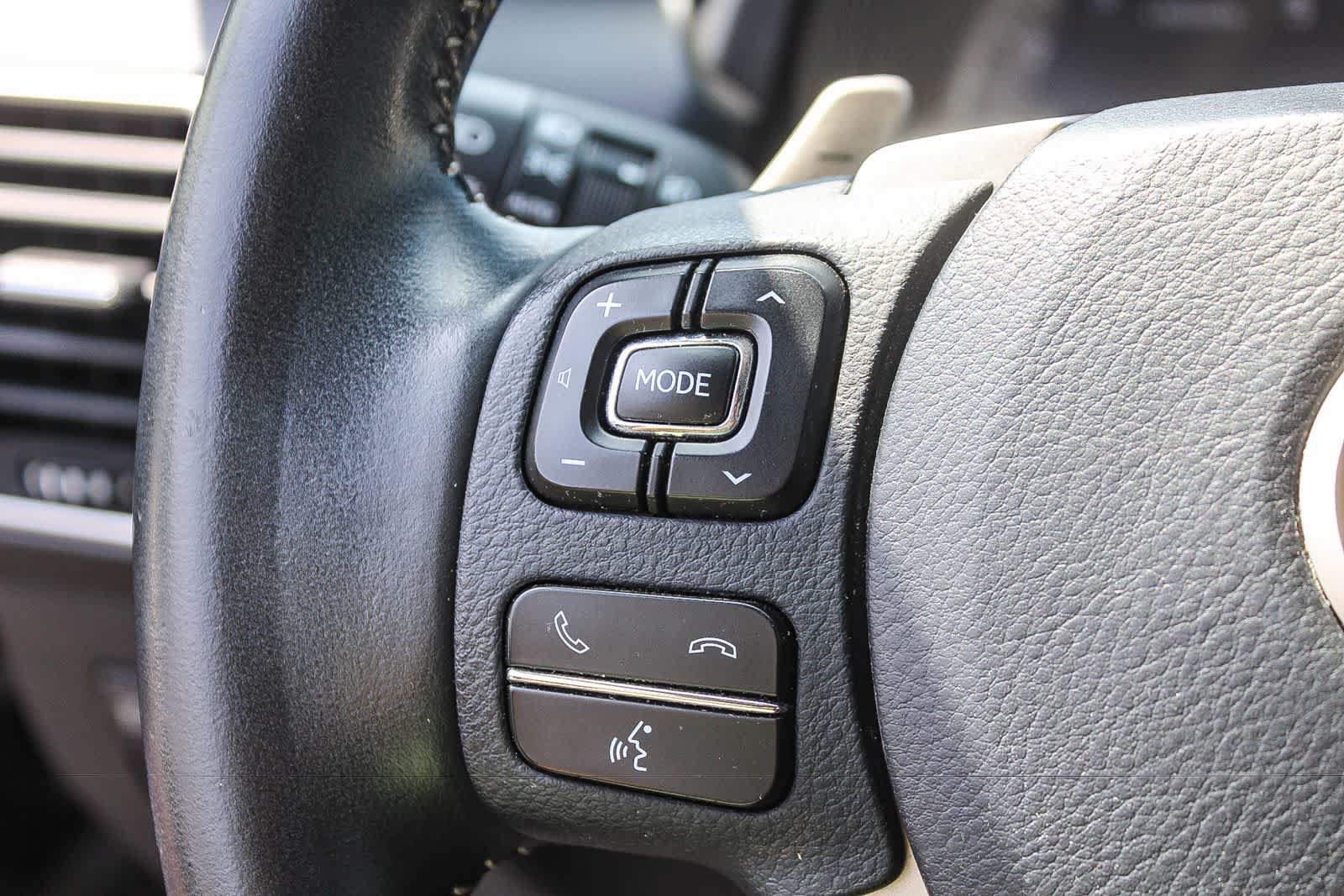 Used 2019 Lexus NX 300 FWD image 31