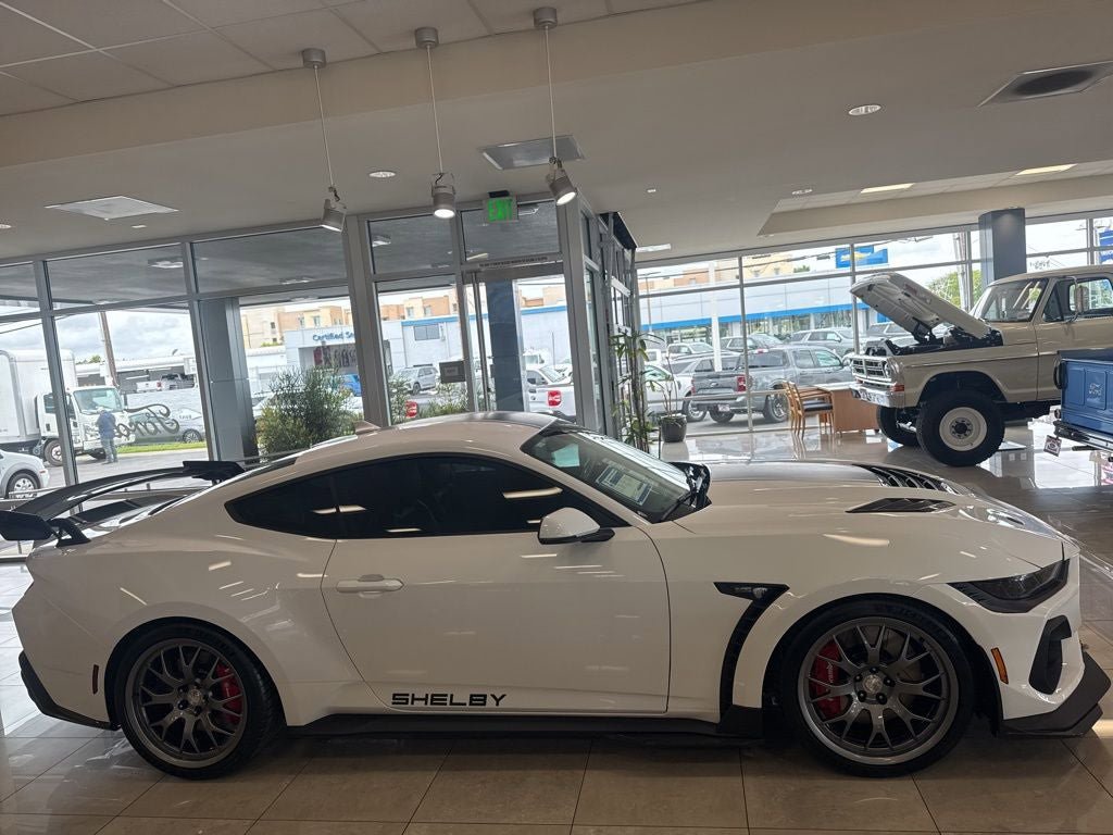 New 2026 Ford Mustang GT Premium w/ GT Performance Package RWD image 3