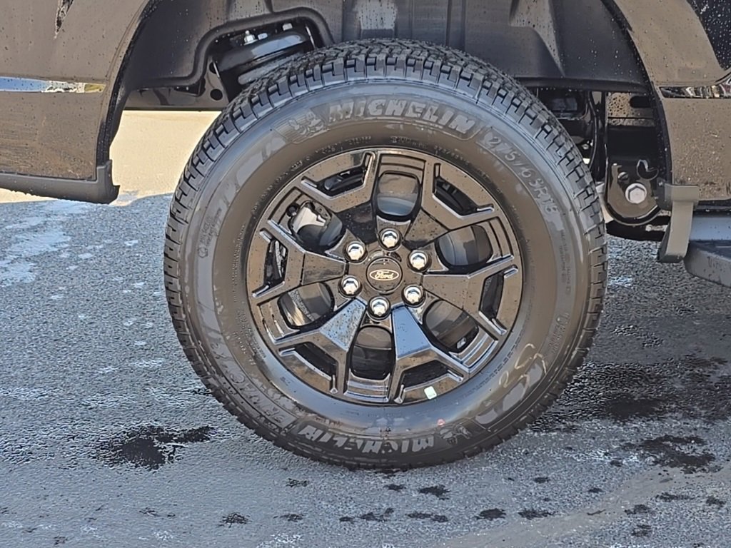 New 2025 Ford F150 Lightning XLT image 74