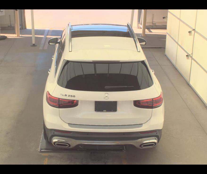 Used 2022 Mercedes-Benz GLB 250 image 10