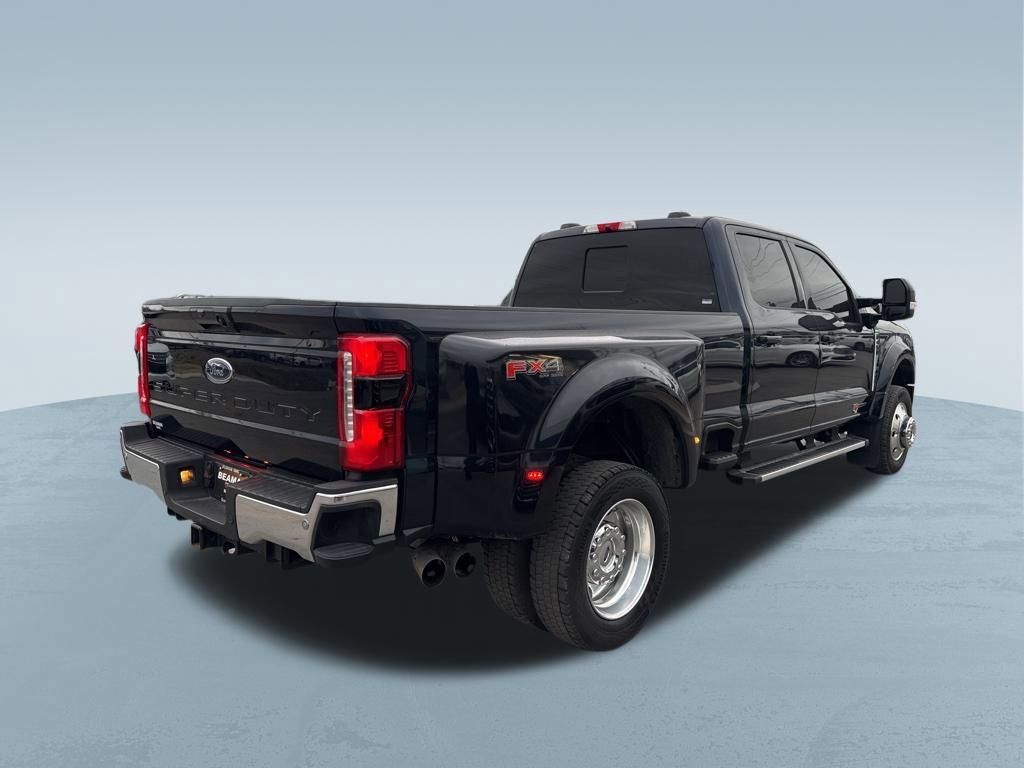 Used 2024 Ford F450 Lariat w/ FX4 Off-Road Package image 8