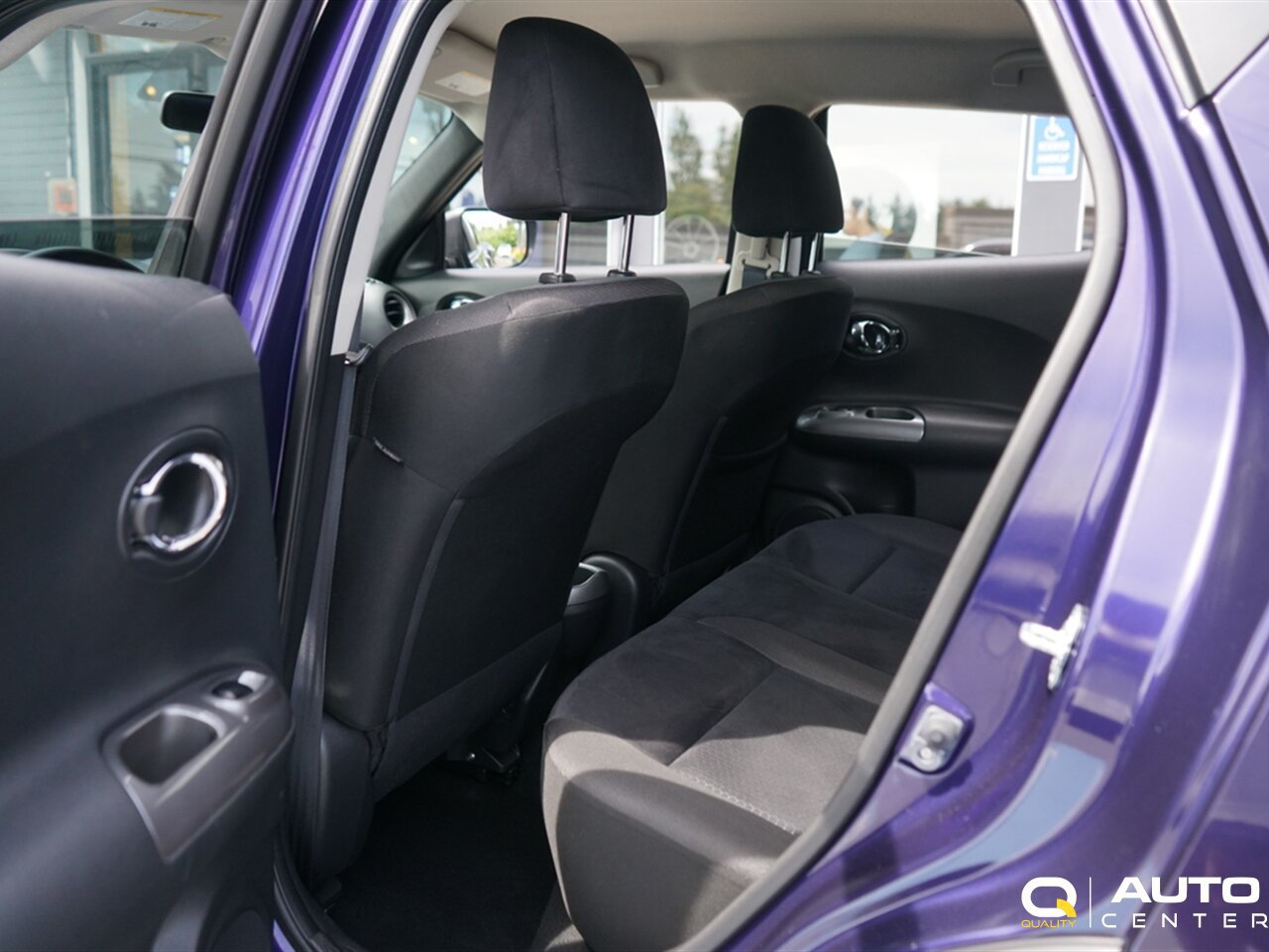 Used 2016 Nissan Juke SV AWD/4WD image 23