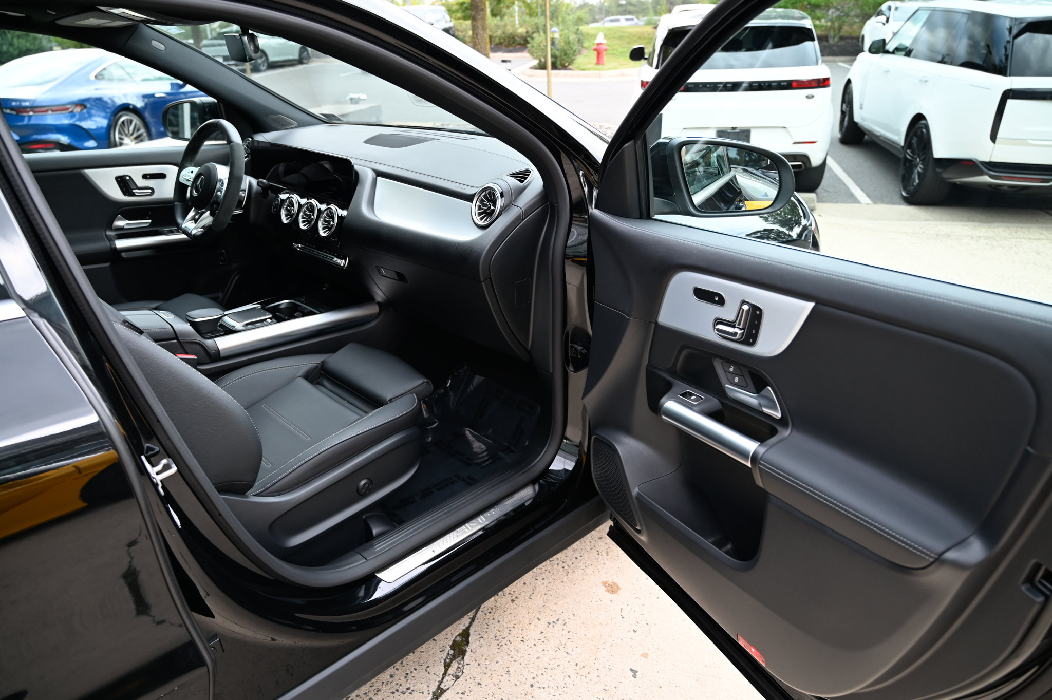 Used 2023 Mercedes-Benz GLA 35 AMG 4MATIC image 54