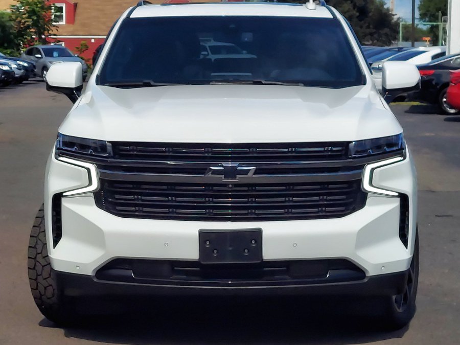 Used 2022 Chevrolet Tahoe RST w/ Luxury Package AWD/4WD image 2
