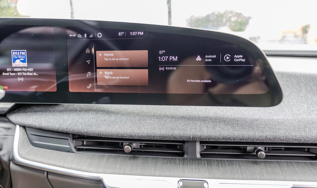 Used 2024 Lucid Air Pure RWD image 10