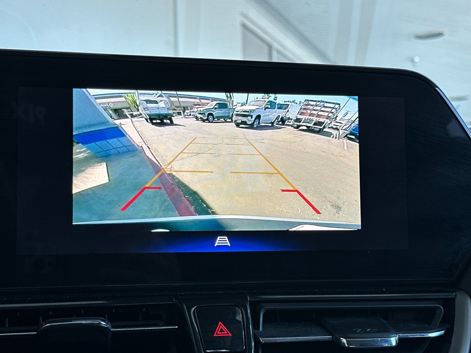 Used 2025 Chevrolet TrailBlazer LT AWD/4WD image 19