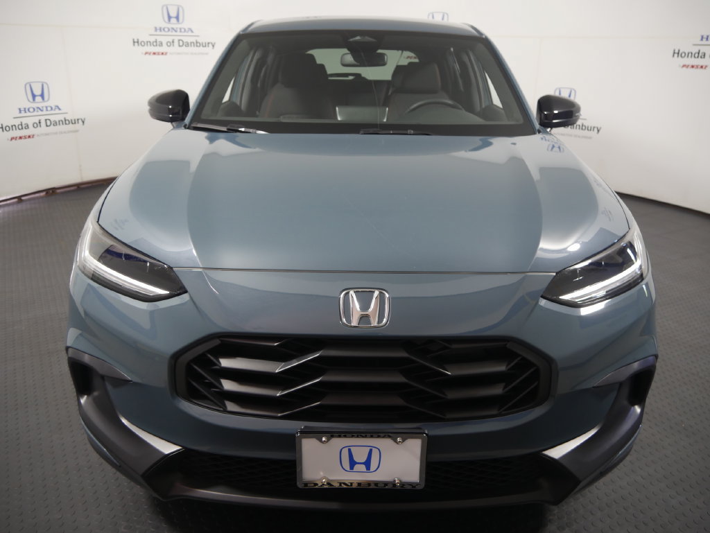 Used 2025 Honda HR-V Sport image 2
