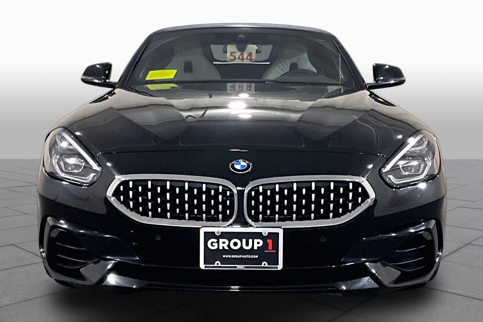 Used 2020 BMW Z4 sDrive30i w/ Convenience Package RWD image 3