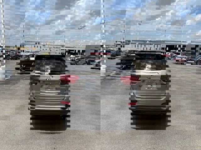 Used 2019 Kia Sorento 2.4L image 6