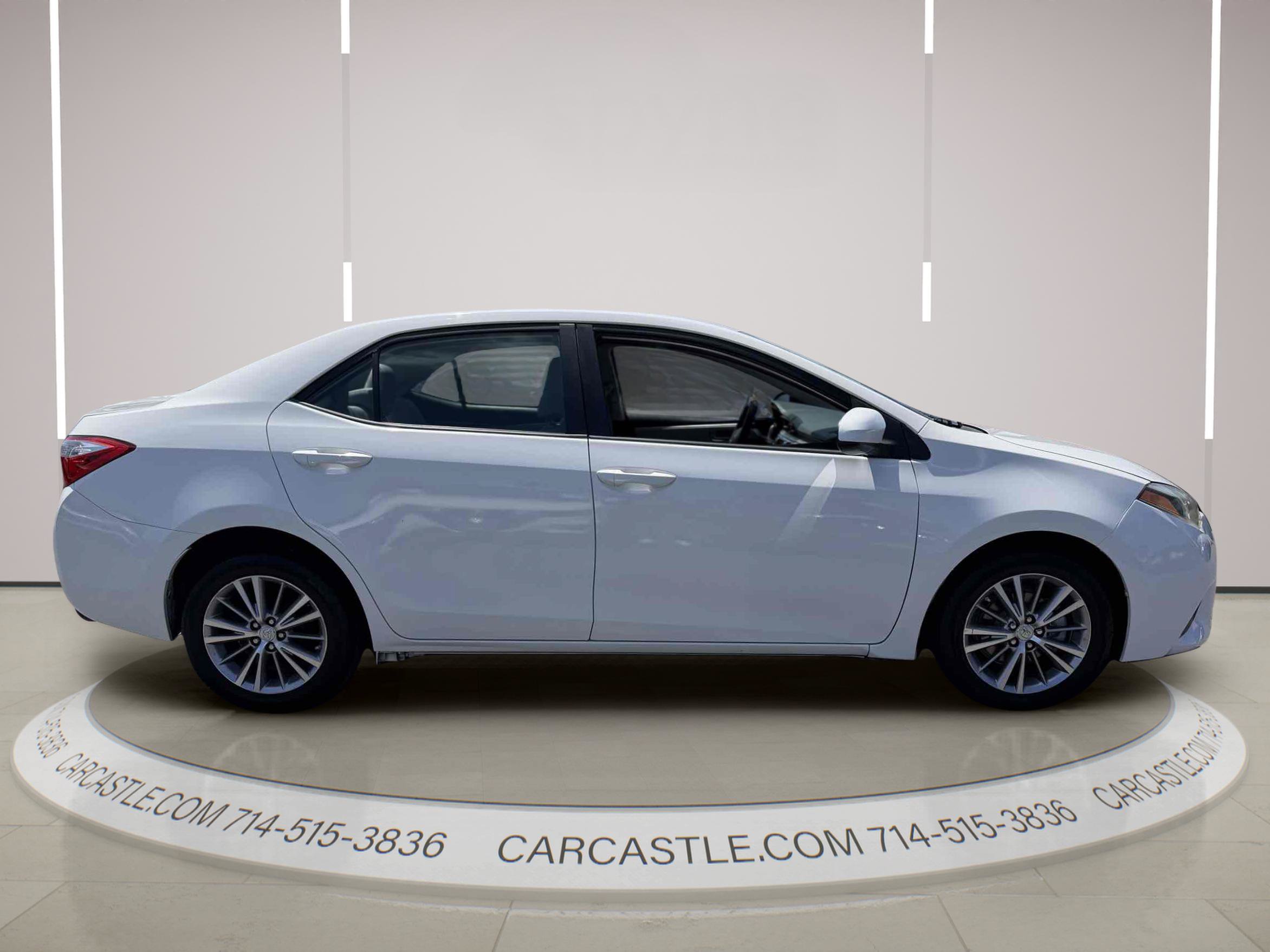 Used 2014 Toyota Corolla LE FWD image 6
