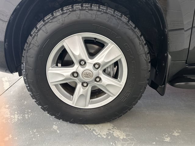 Used 2010 Toyota Land Cruiser AWD/4WD image 4