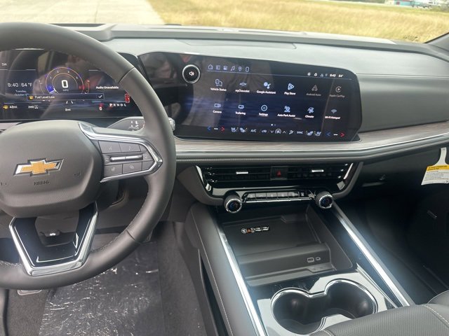 New 2026 Chevrolet Suburban Premier image 27