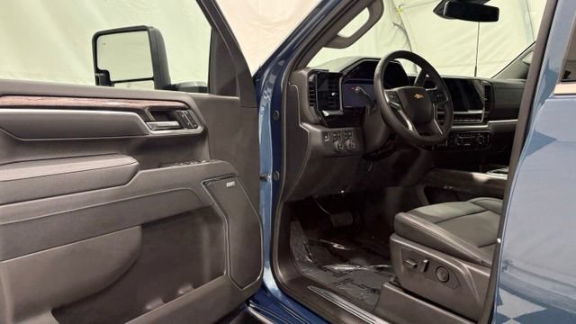 New 2026 Chevrolet Silverado 2500 LTZ w/ LTZ Convenience Package AWD/4WD image 31