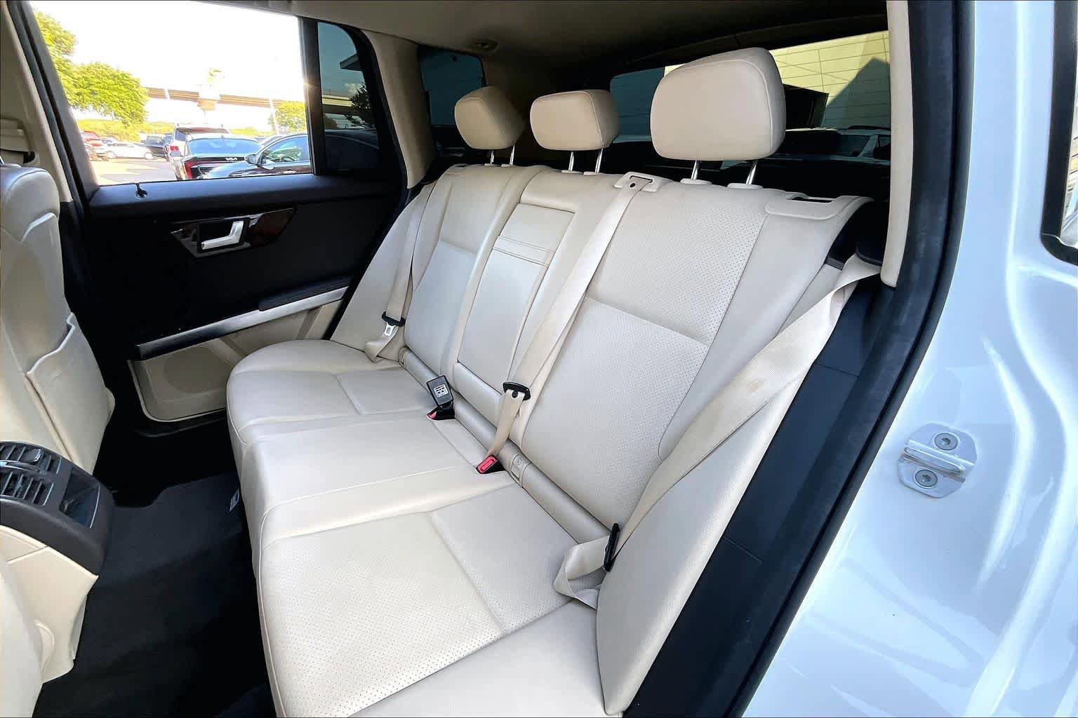 Used 2015 Mercedes-Benz GLK 350 2WD image 21