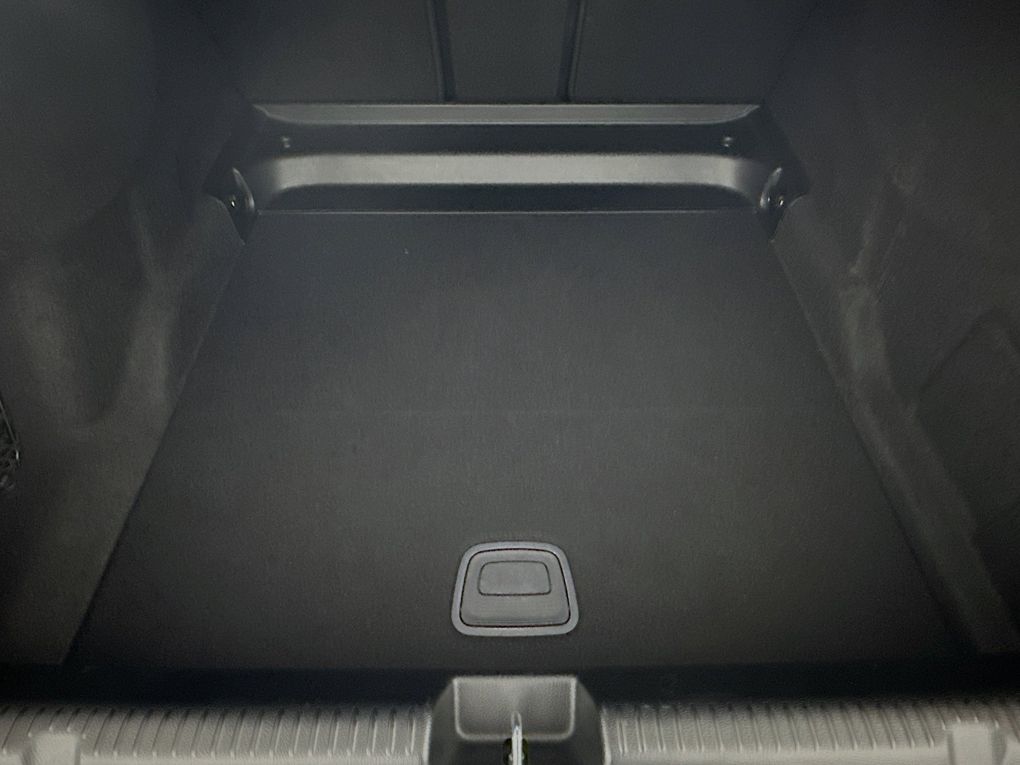 Used 2023 Mercedes-Benz EQE 500 4MATIC Sedan image 31