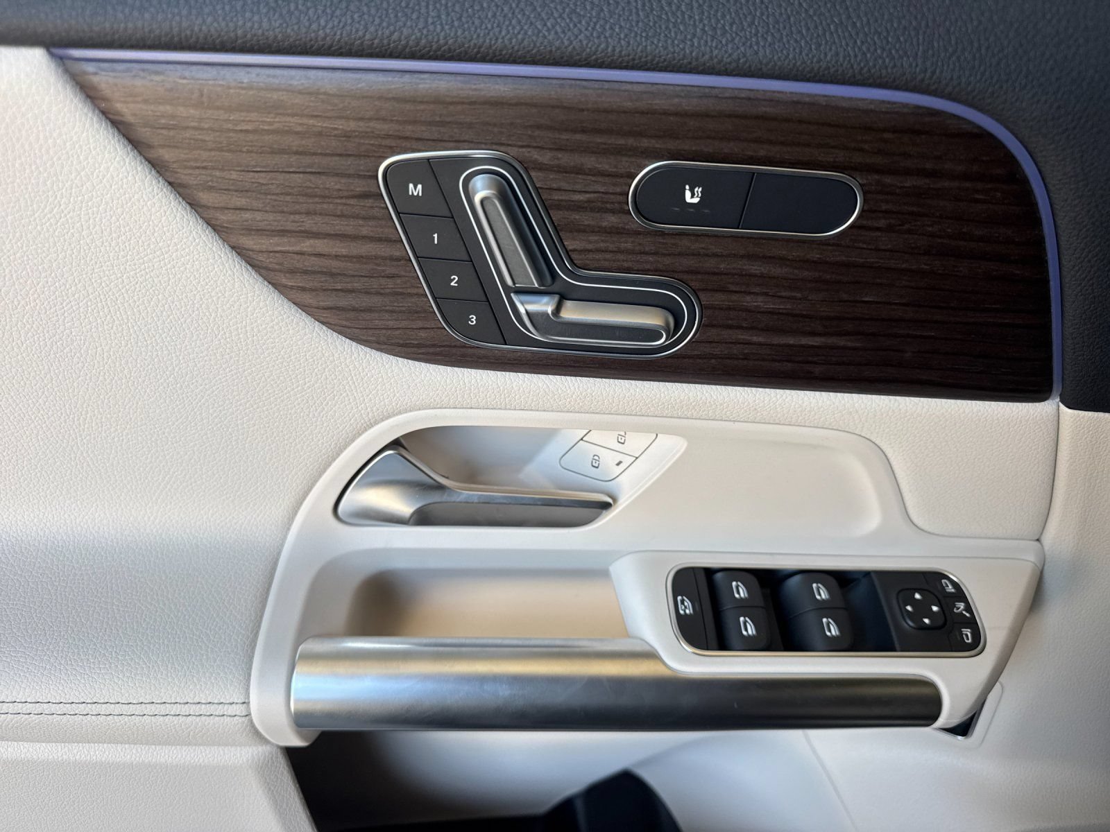 New 2026 Mercedes-Benz GLA 250 4MATIC image 11