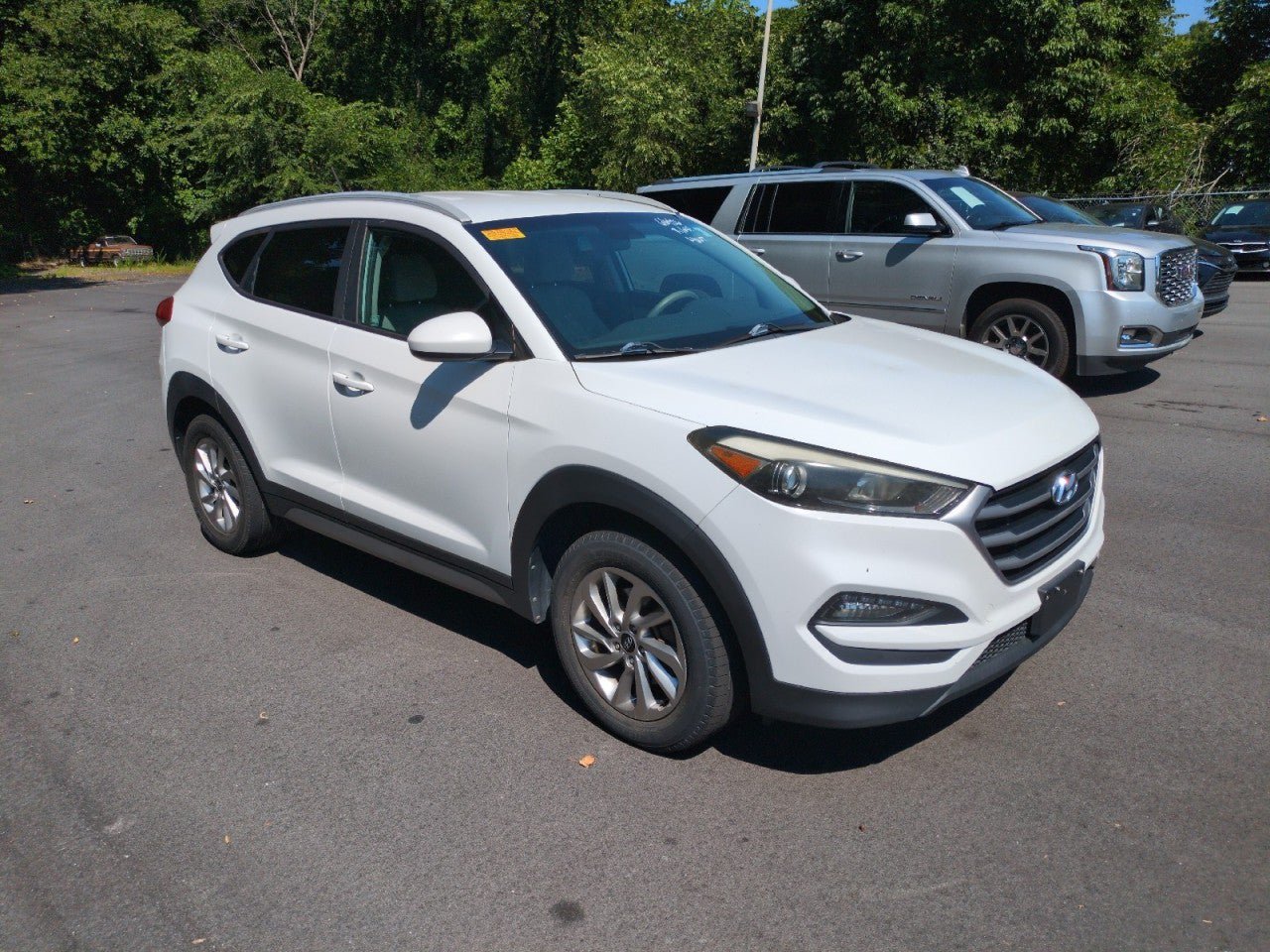 Used 2017 Hyundai Tucson SE AWD/4WD image 1