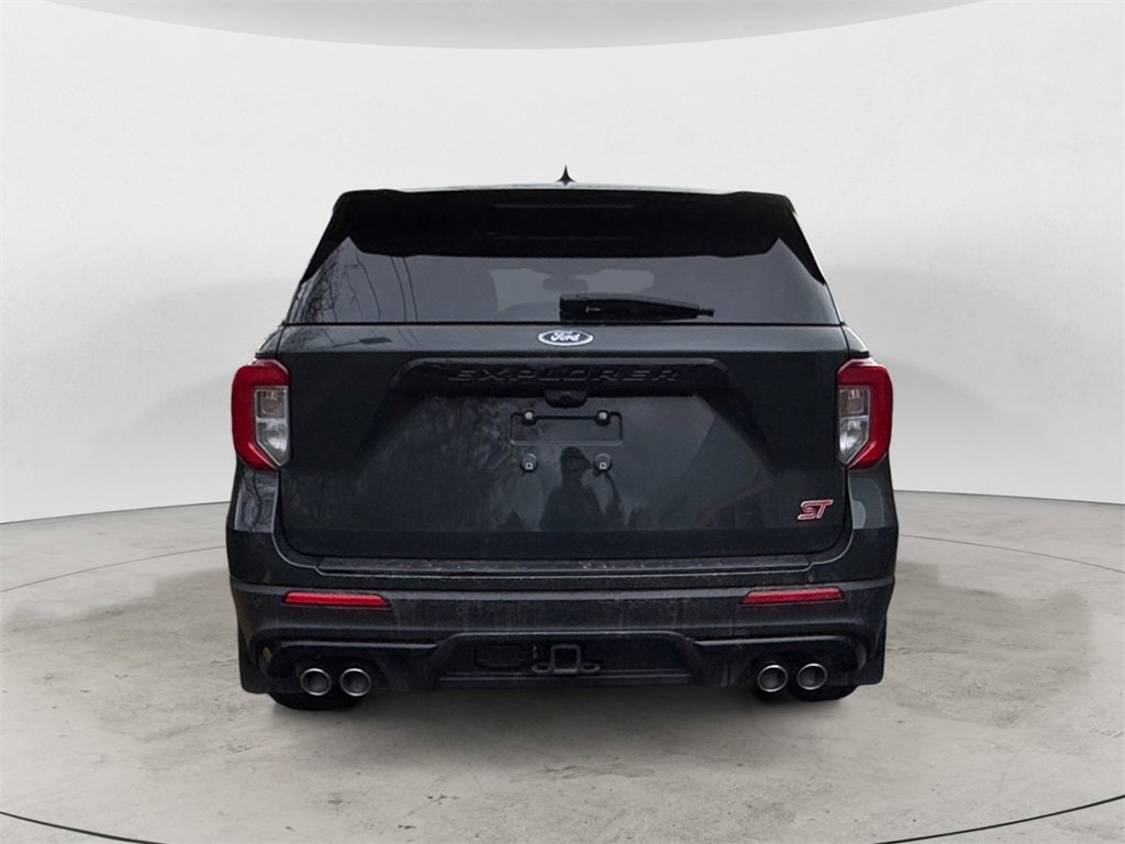 Certified 2022 Ford Explorer ST image 3