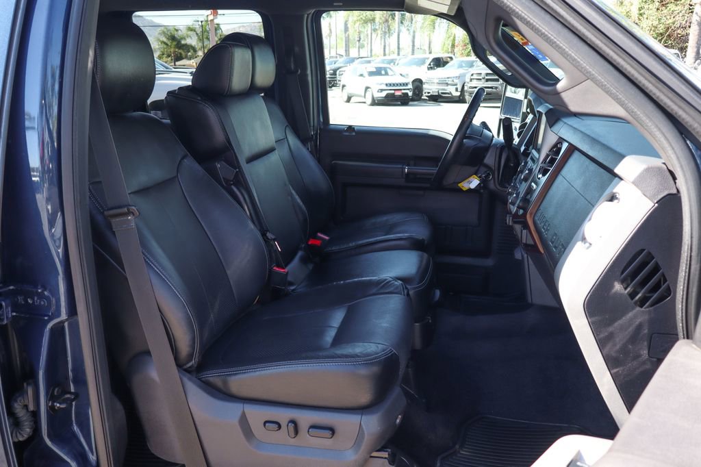 Used 2014 Ford F350 Lariat image 42