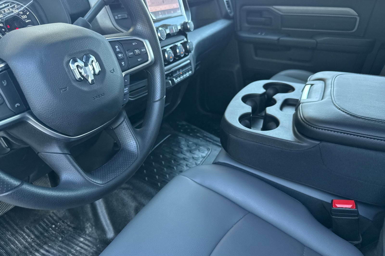 New 2026 RAM 5500 Tradesman w/ Chrome Appearance Group image 9