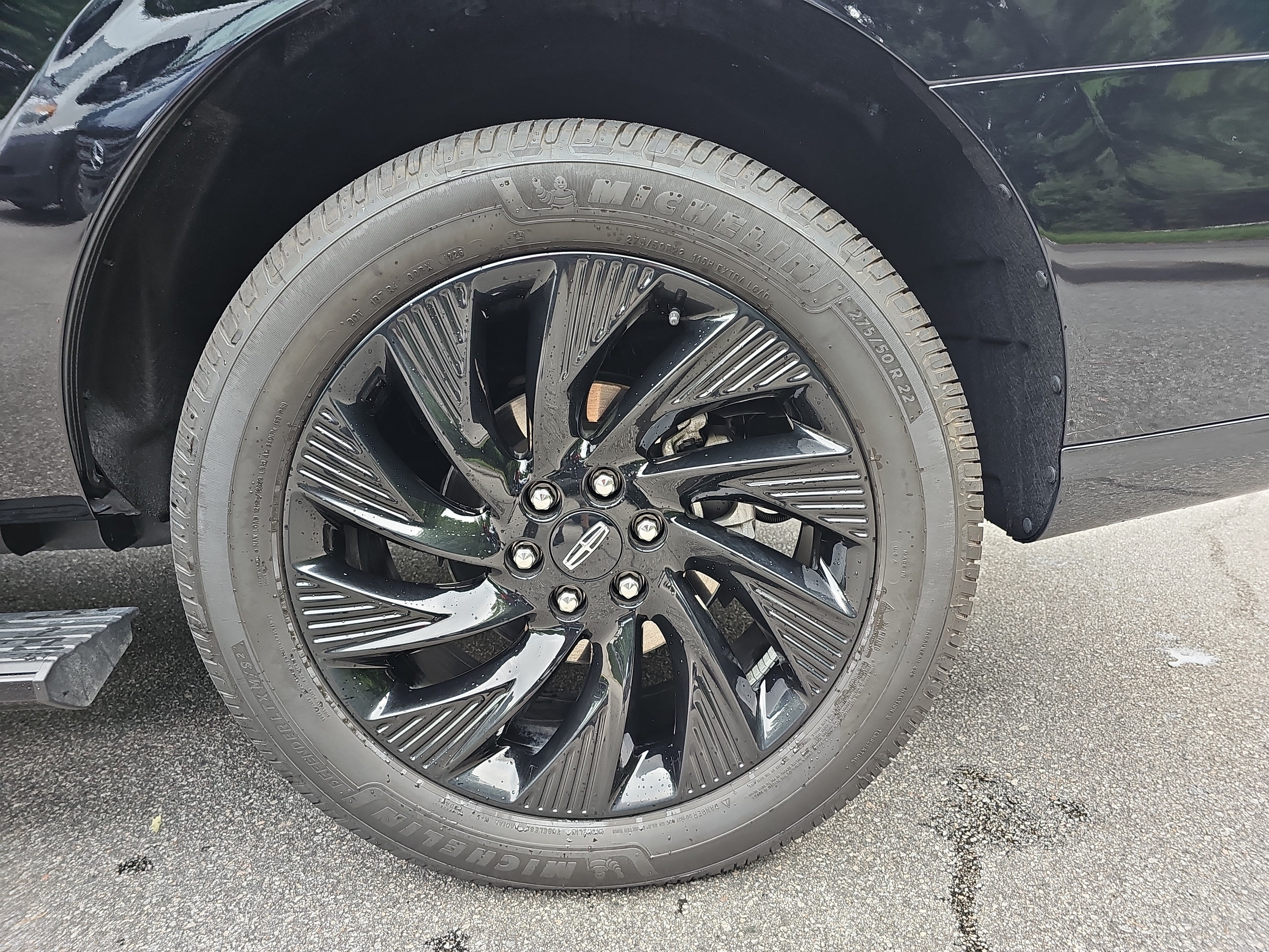 Used 2025 Lincoln Navigator Reserve w/ Jet Appearance Package AWD/4WD image 36