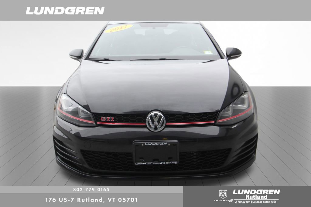 Used 2017 Volkswagen Golf 4-Door image 40