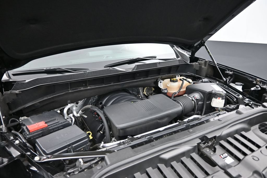 Used 2021 Chevrolet Silverado 1500 LT AWD/4WD image 4