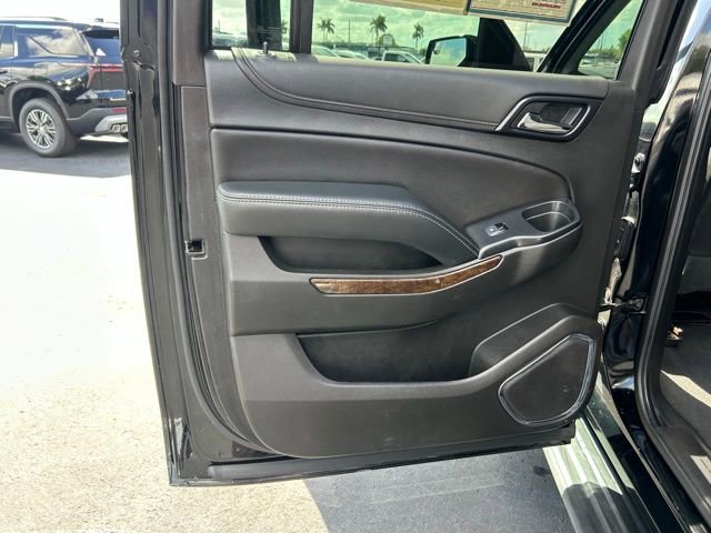 Used 2019 Chevrolet Suburban LT image 13