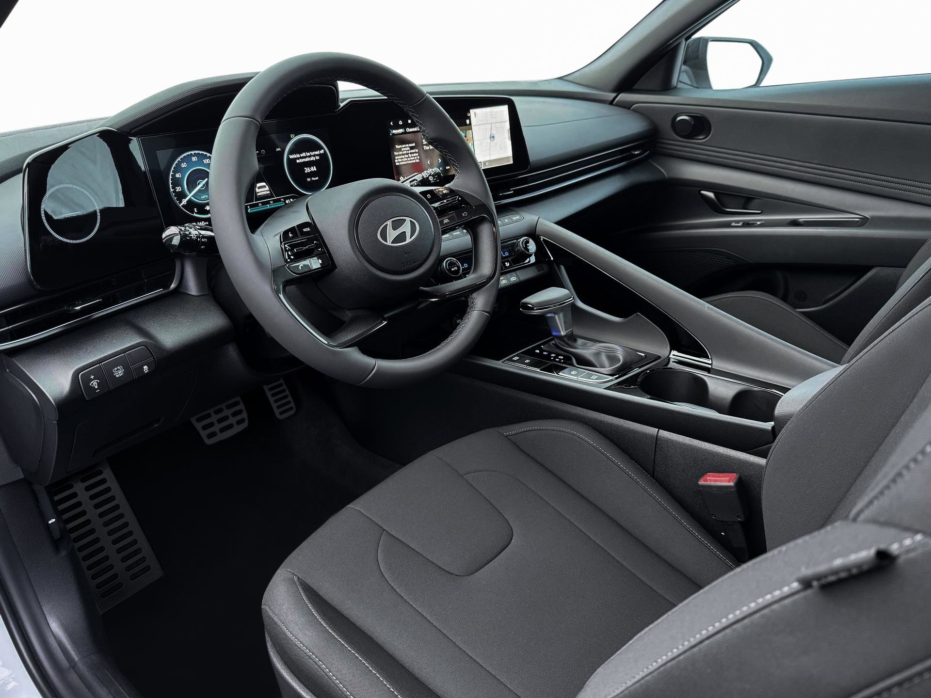 New 2025 Hyundai Elantra SEL image 14