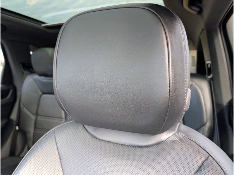 Used 2020 Porsche Cayenne image 15