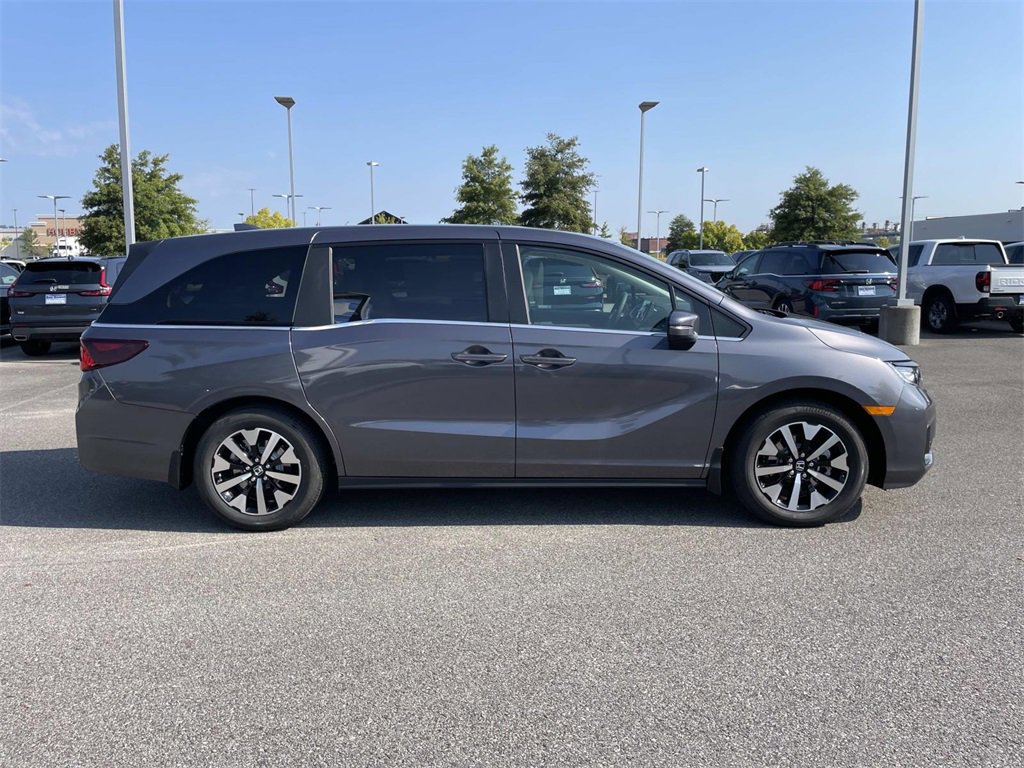 New 2026 Honda Odyssey EX-L image 2