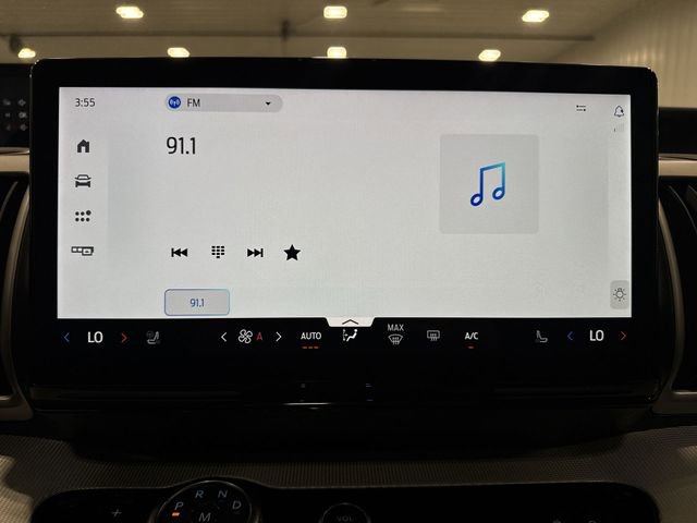 Used 2025 Ford Expedition Active AWD/4WD image 13