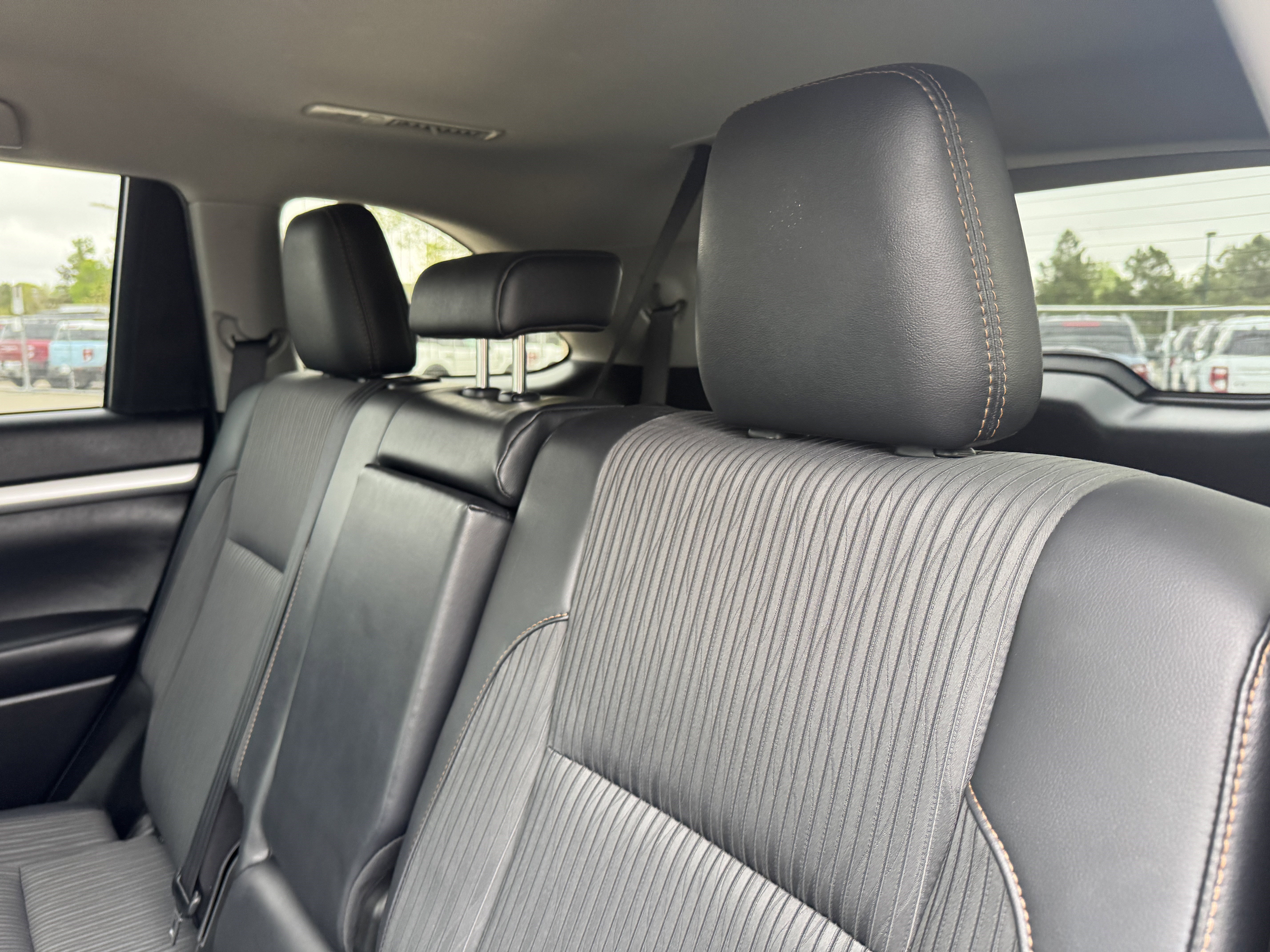 Certified 2019 Toyota Highlander Plus AWD/4WD image 15