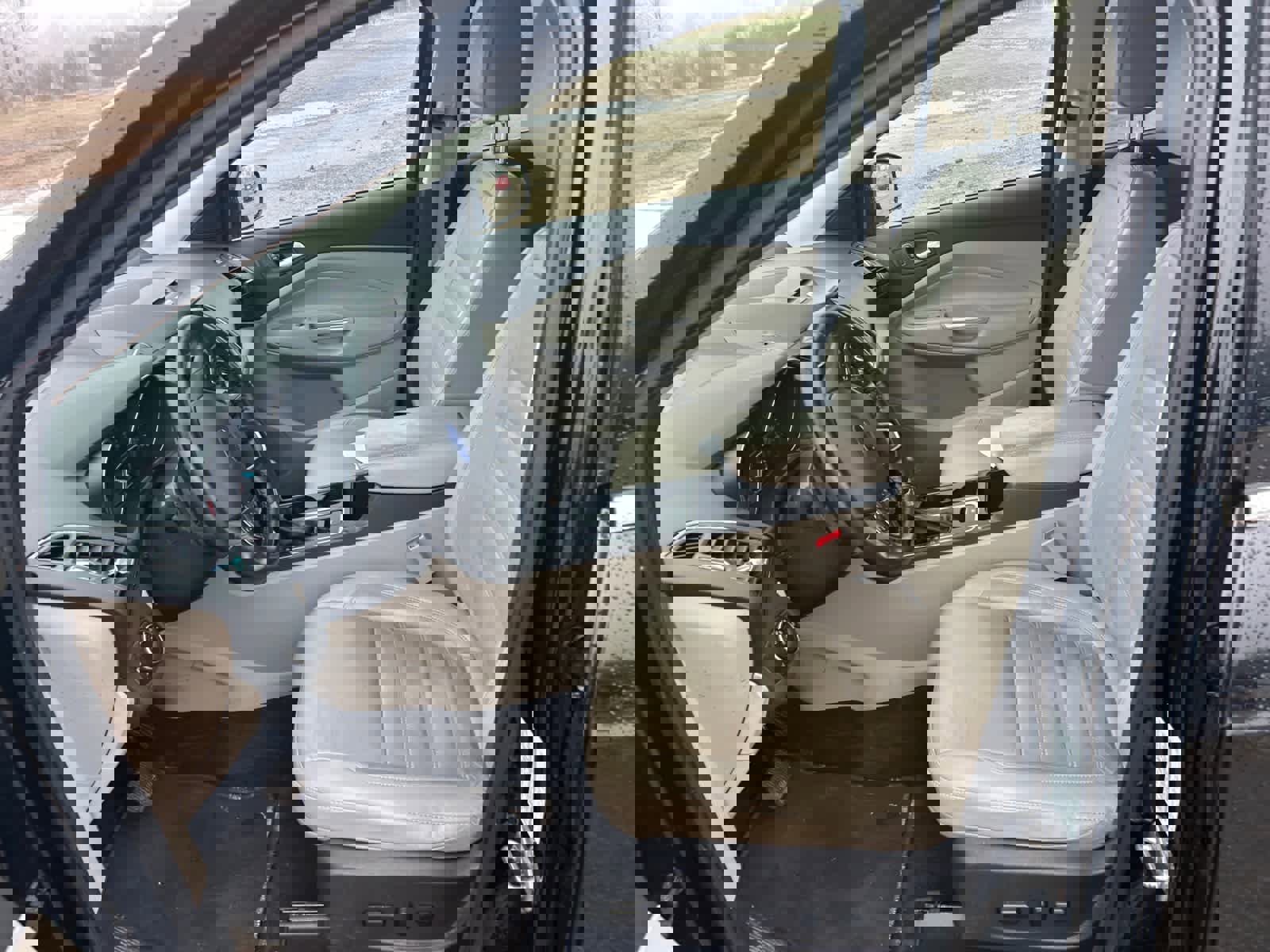 Used 2017 Ford Escape Titanium AWD/4WD image 9