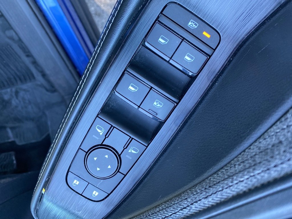 Used 2021 Nissan Rogue SV image 10