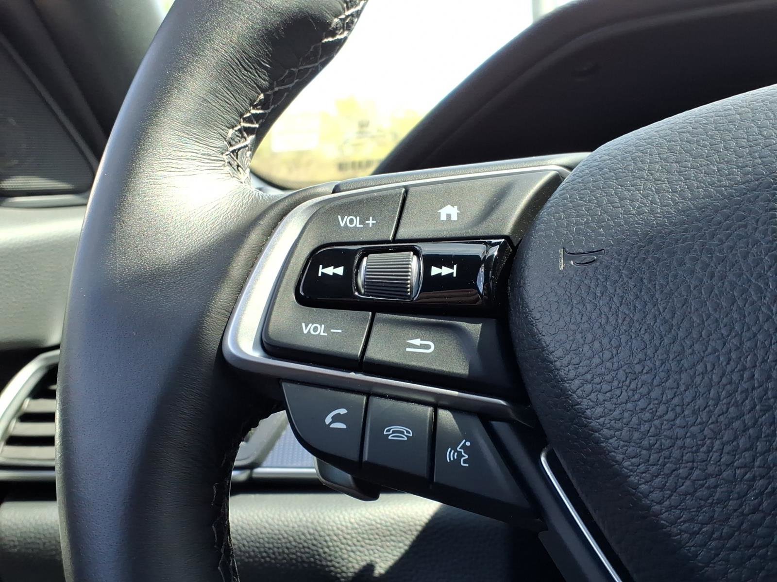 Used 2019 Honda Accord Sport image 26