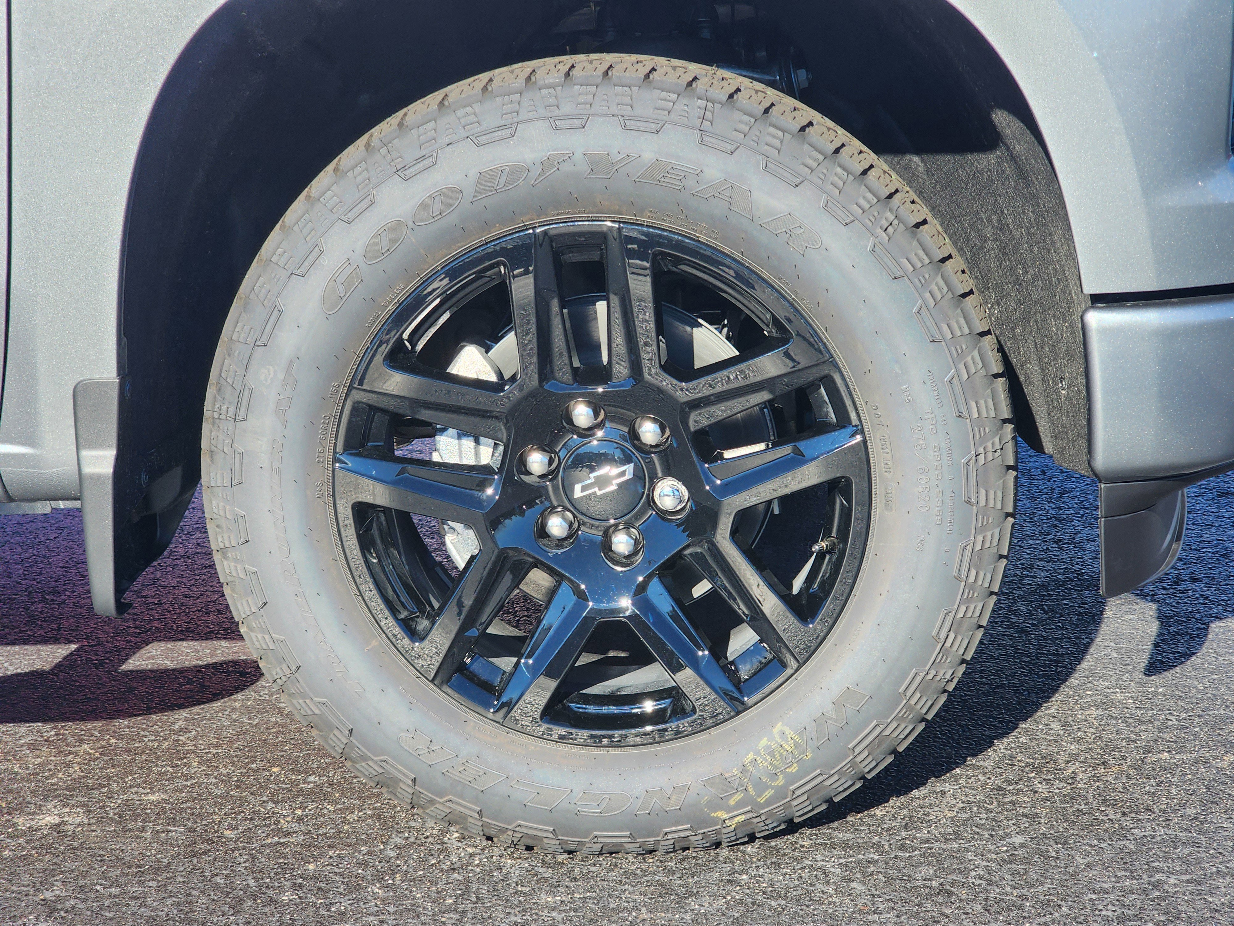 New 2026 Chevrolet Silverado 1500 Custom w/ Turbomax Blackout Package image 6