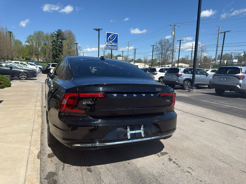 Used 2021 Volvo S90 T6 Inscription image 4