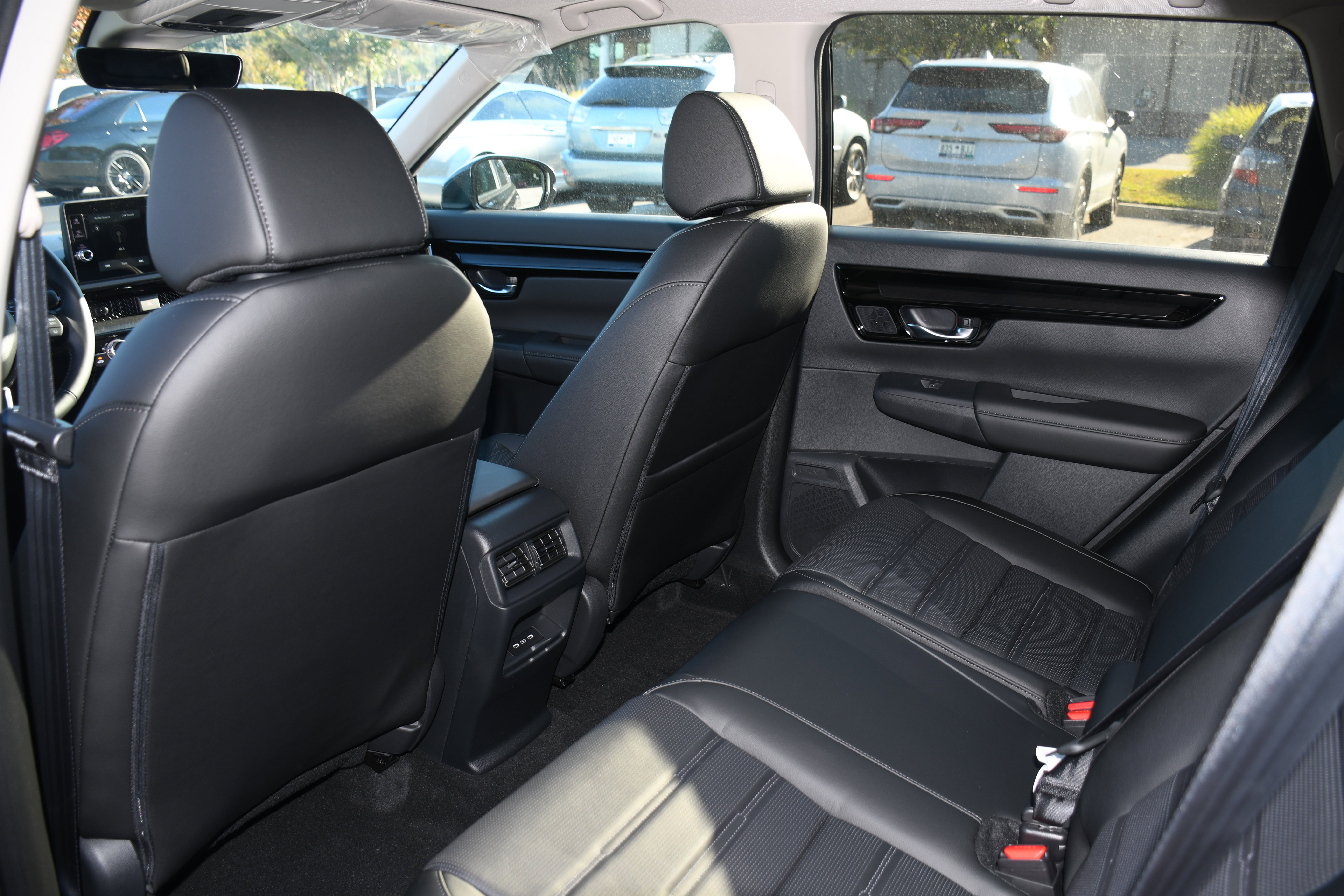 Used 2026 Honda CR-V EX-L image 8