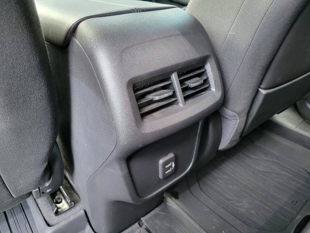 Used 2022 GMC Terrain SLE w/ LPO, Floor Liner Package FWD image 30